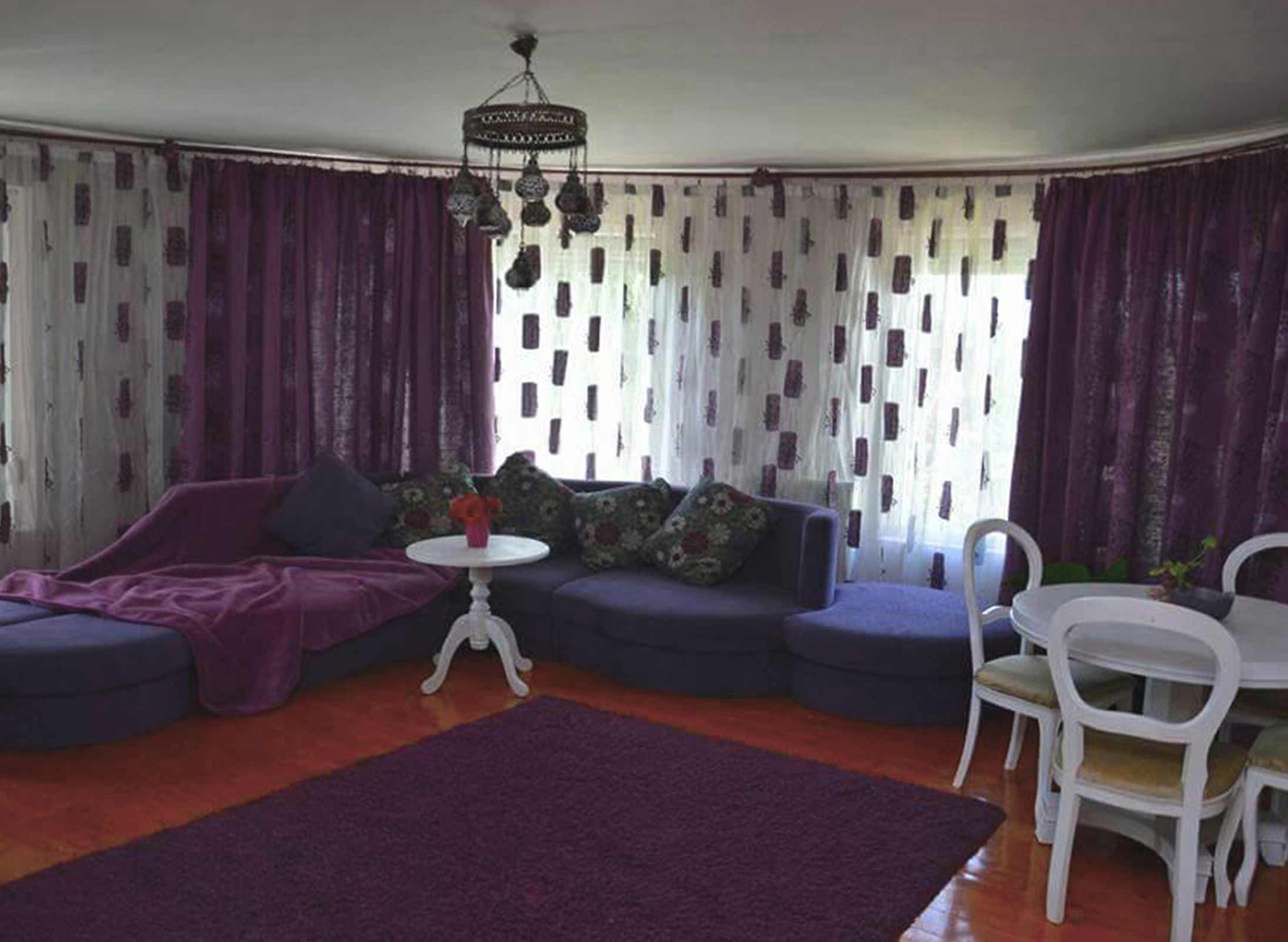 Madame Maisonnette ,camin pentru bătrâni